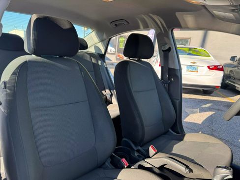 Used 2021 Hyundai Accent SE image 16