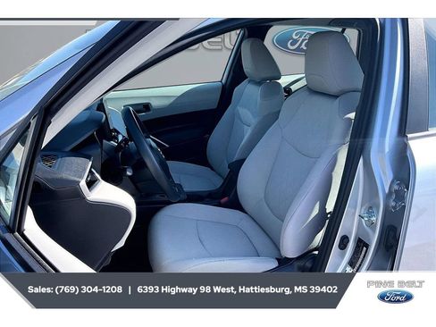 Used 2026 Toyota Corolla Cross L FWD image 19