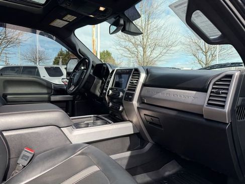 Used 2019 Ford F450 Platinum image 45