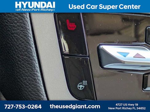 Used 2023 Ford Explorer XLT w/ Equipment Group 202A image 30