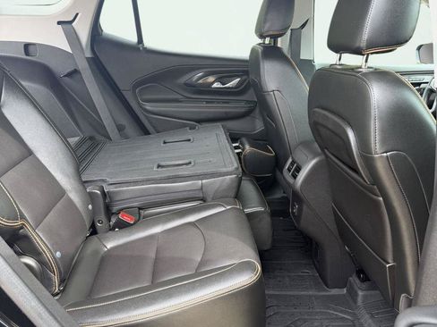 Used 2024 GMC Terrain AT4 w/ Tech Package AWD/4WD image 19