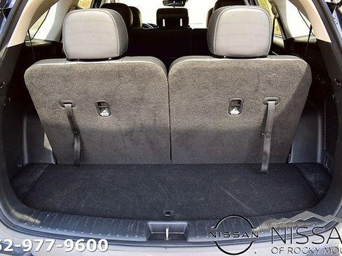 Used 2021 Kia Sorento S w/ Panoramic Sunroof Package AWD/4WD image 16