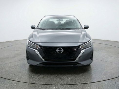 Used 2025 Nissan Sentra SV FWD image 2