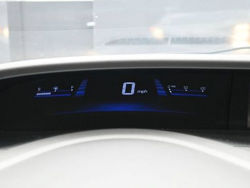 Used 2012 Honda Civic Hybrid Sedan image 29