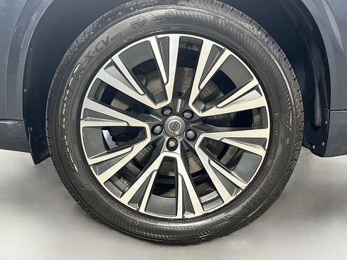 Used 2020 Volvo XC90 T5 Momentum w/ Protection Package Premier AWD/4WD image 35
