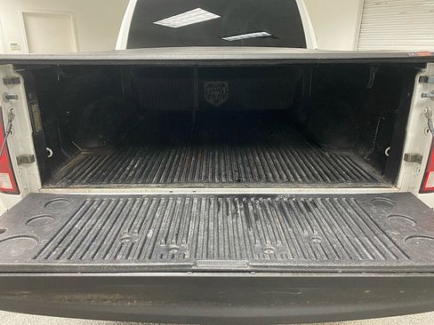 Used 2015 RAM 1500 Express image 12