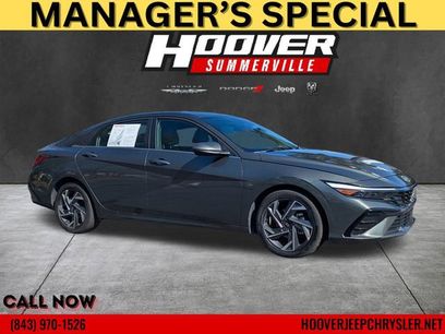 Used 2025 Hyundai Elantra SEL