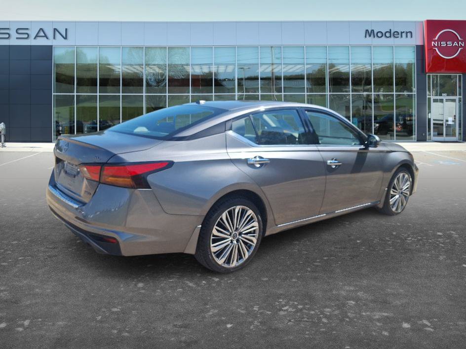 Used 2023 Nissan Altima 2.5 SL AWD/4WD image 5