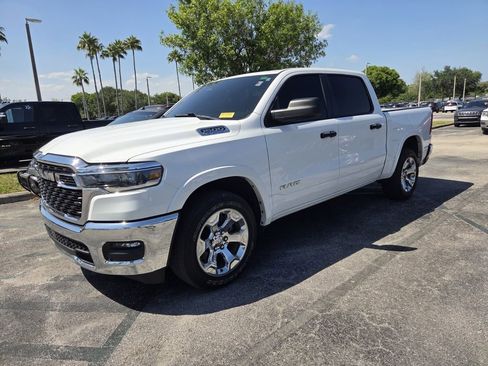 Used 2025 RAM 1500 Big Horn RWD image 3