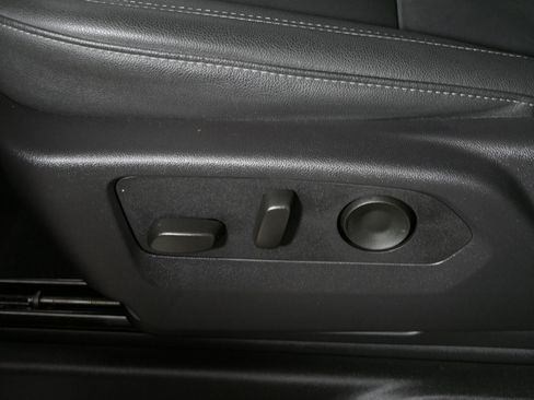 Used 2025 Chevrolet Silverado 1500 LT Trail Boss w/ LT Trail Boss Premium Package image 20