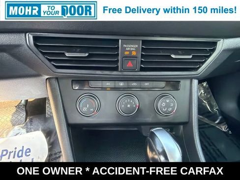 Used 2021 Volkswagen Jetta R-Line FWD image 22