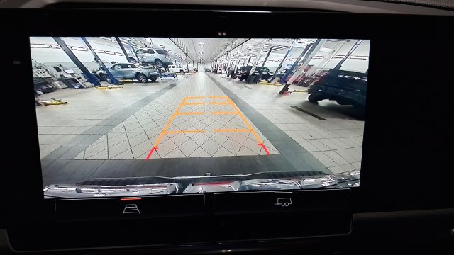 Used 2026 GMC Sierra 1500 SLT AWD/4WD image 31