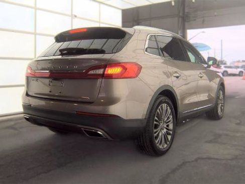 Used 2018 Lincoln MKX Reserve w/ Lincoln MKX Climate Package FWD image 4
