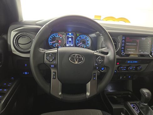 Used 2023 Toyota Tacoma TRD Off-Road AWD/4WD image 14