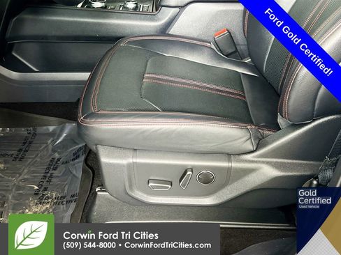 Used 2023 Ford Expedition Max Limited image 25