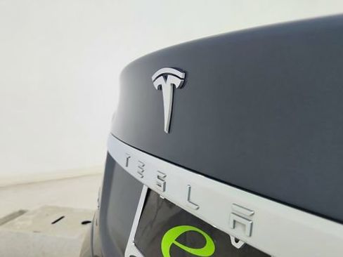 Used 2019 Tesla Model S 100D image 17