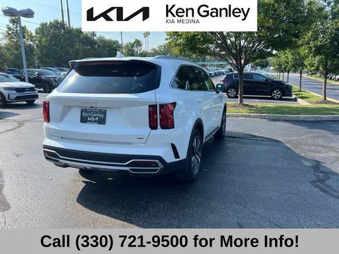 Certified 2023 Kia Sorento EX AWD/4WD image 6