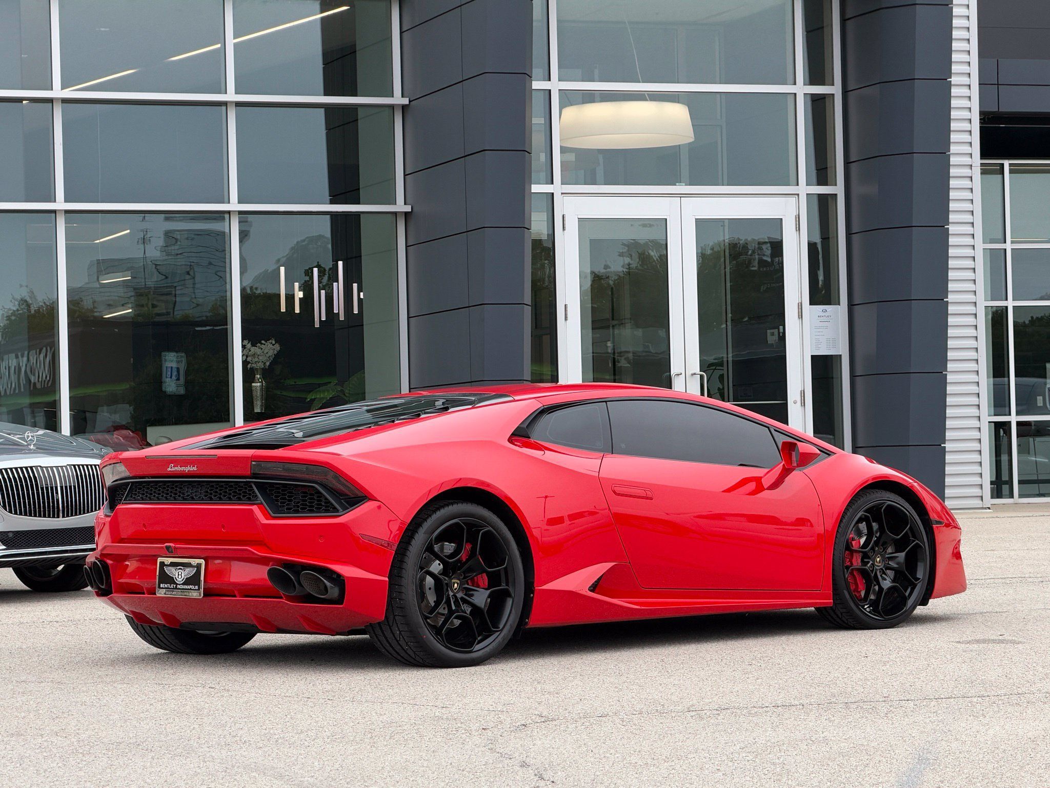 Used 2016 Lamborghini Huracan LP 580-2 RWD image 8