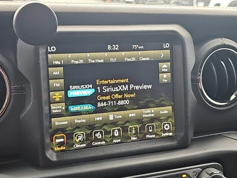 Used 2021 Jeep Wrangler Unlimited Sahara AWD/4WD image 6