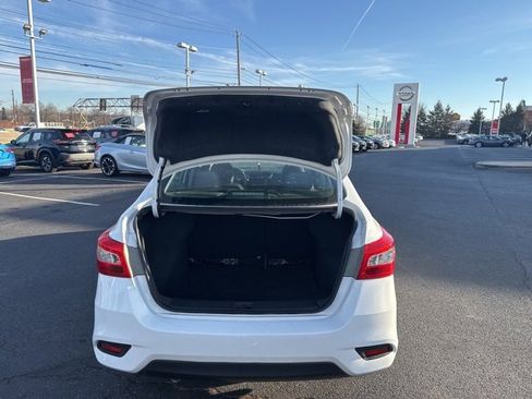 Certified 2018 Nissan Sentra SV image 10