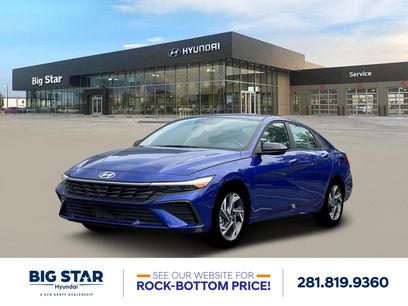 New 2025 Hyundai Elantra SEL