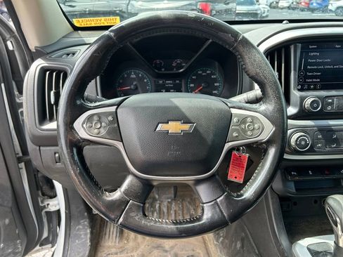Used 2022 Chevrolet Colorado LT w/ Fleet Safety Package RWD image 16
