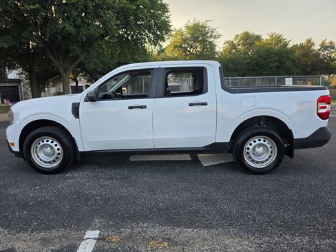 Used 2022 Ford Maverick XL FWD image 4
