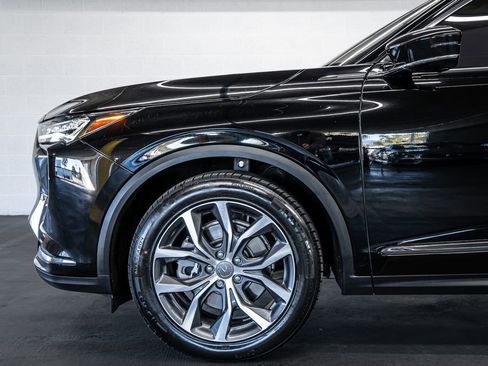 Certified 2023 Acura MDX FWD w/ Technology Package image 12