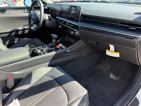 New 2026 Kia K5 EX image 13