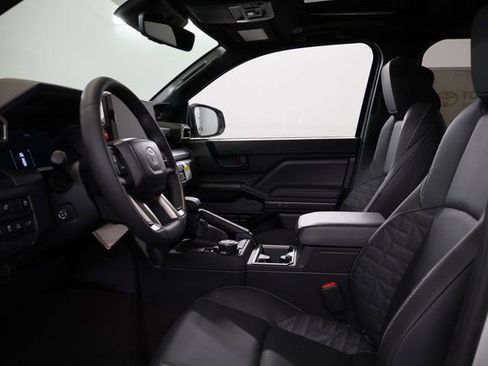 New 2026 Toyota 4Runner TRD Off-Road Premium AWD/4WD image 11