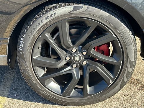 Used 2017 Land Rover Range Rover HSE image 23