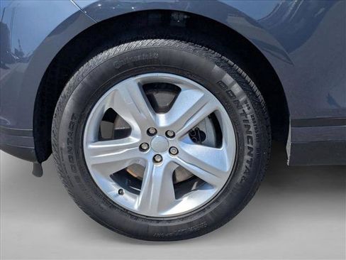 Used 2025 Land Rover Range Rover Velar S AWD/4WD image 27