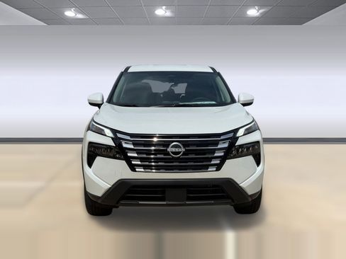 New 2026 Nissan Rogue SV image 5