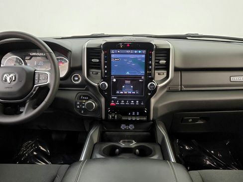 Used 2025 RAM 1500 Big Horn AWD/4WD image 21