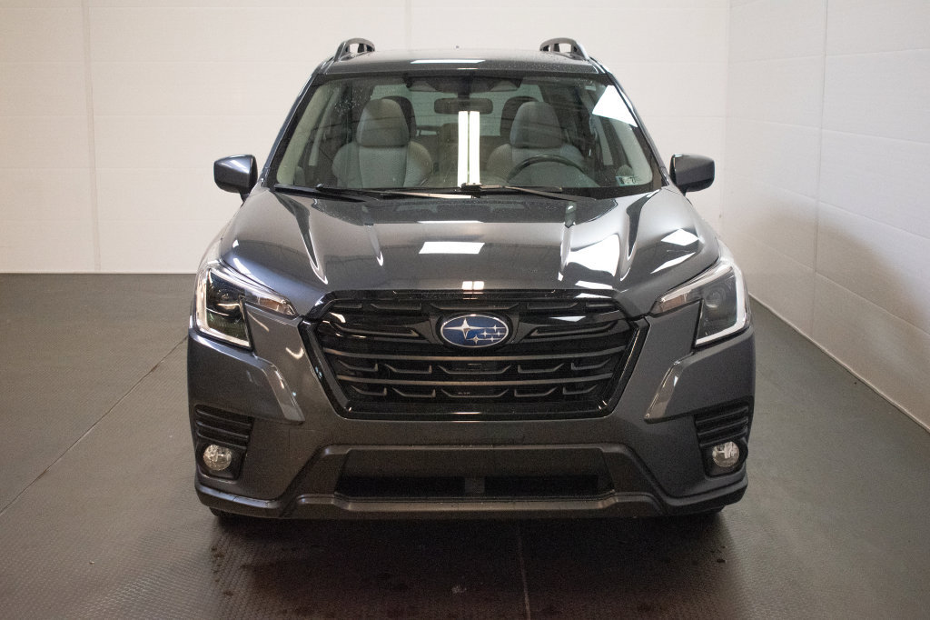 Certified 2023 Subaru Forester Premium AWD/4WD image 2