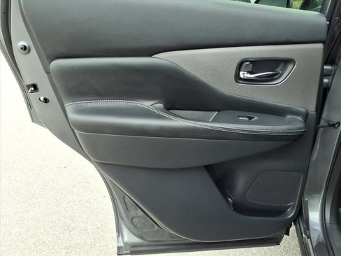 Used 2024 Nissan Murano SV AWD/4WD image 23