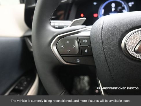 Used 2023 Lexus RZ 450e Premium image 24