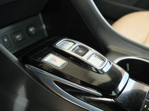 Used 2021 Hyundai Sonata Limited FWD image 16