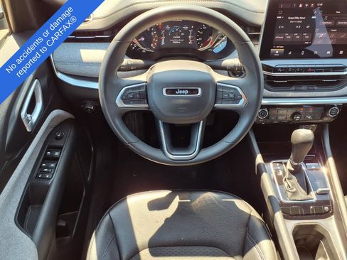 Used 2024 Jeep Compass Latitude AWD/4WD image 15