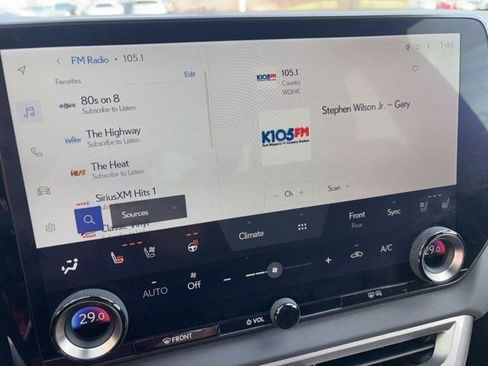 Used 2024 Lexus RX 350 350h image 23