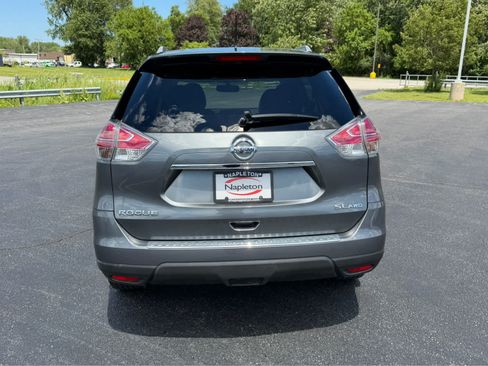 Used 2015 Nissan Rogue SL w/ SL Premium Package AWD/4WD image 9