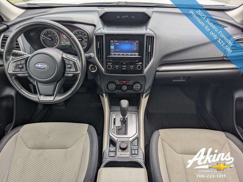 Used 2023 Subaru Forester Premium AWD/4WD image 14
