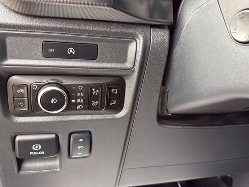 Certified 2025 Ford F150 Raptor AWD/4WD image 18