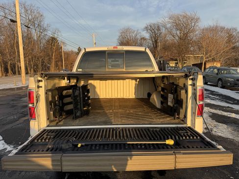 Used 2014 Ford F150 King Ranch w/ King Ranch Luxury Package image 32