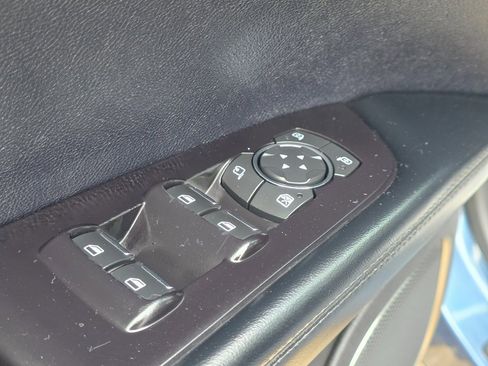 Used 2018 Lincoln MKX Reserve image 18