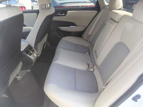 Used 2018 Honda Clarity Plug-In Hybrid image 17