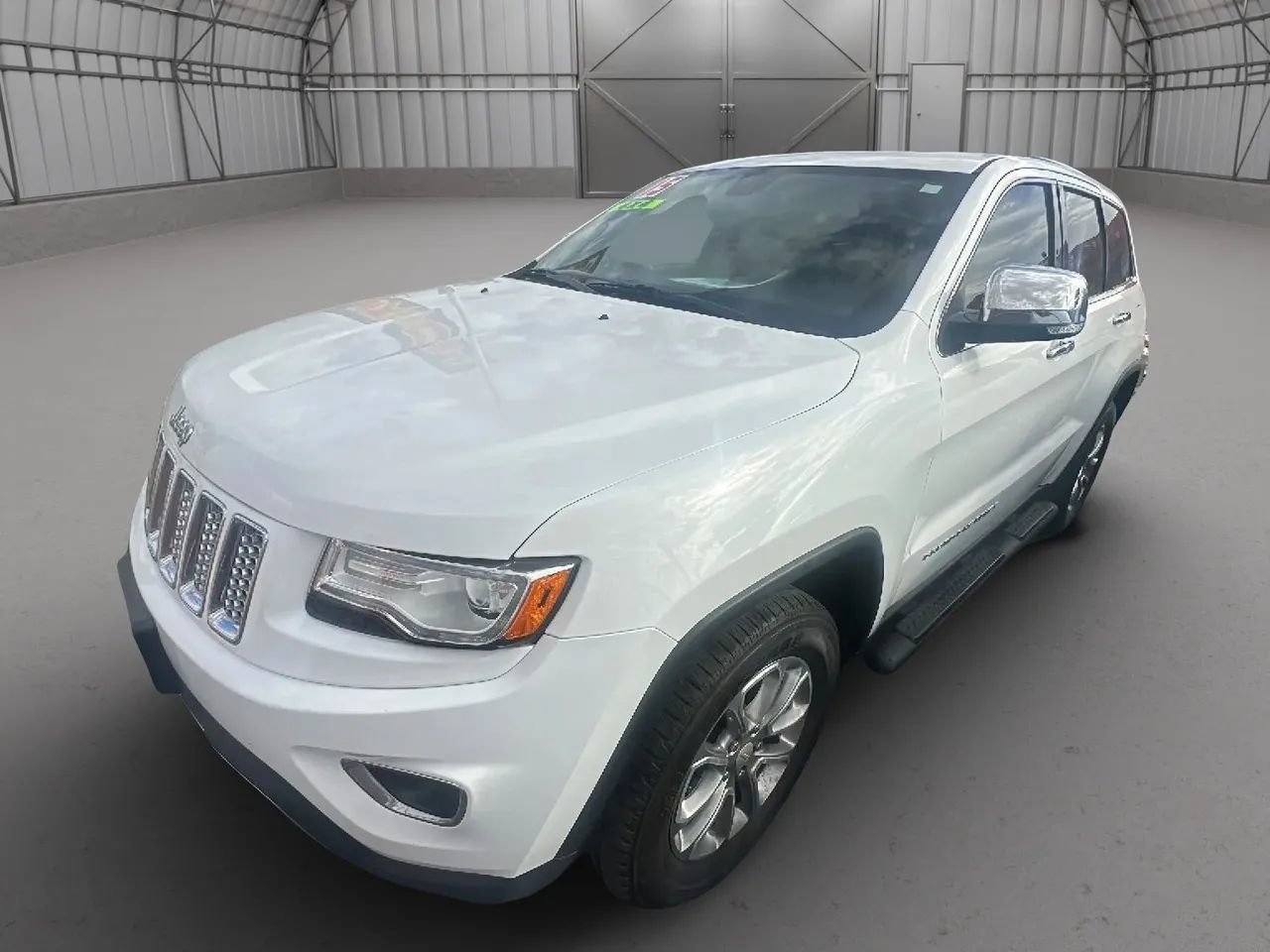 Used 2015 Jeep Grand Cherokee Limited w/ Luxury Group II RWD image 4