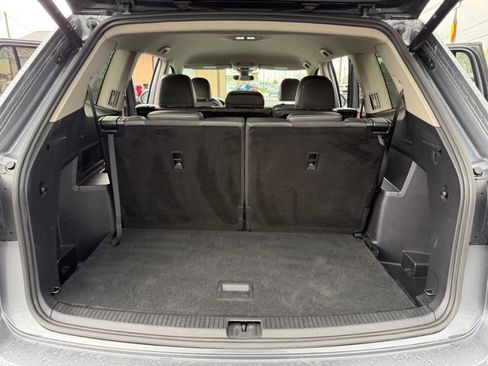 Used 2025 Volkswagen Atlas SE AWD/4WD image 20
