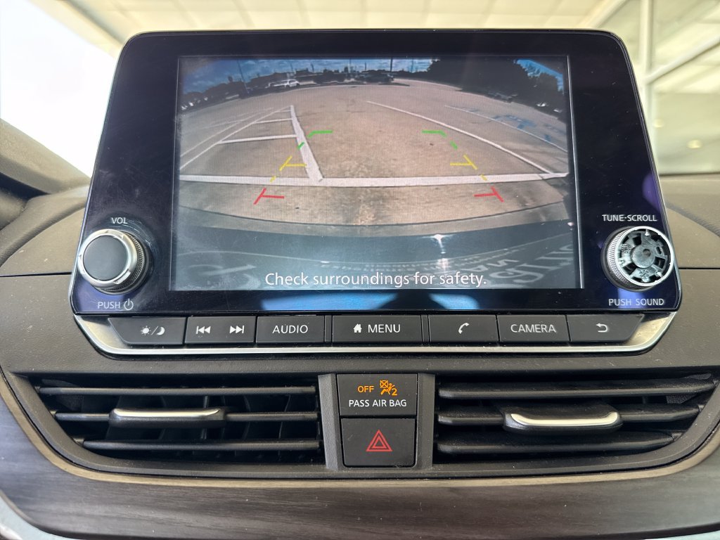 Used 2024 Nissan Altima 2.5 SV FWD image 23