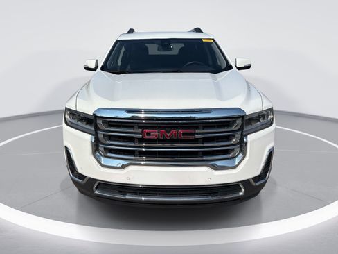 Used 2023 GMC Acadia SLT FWD image 2